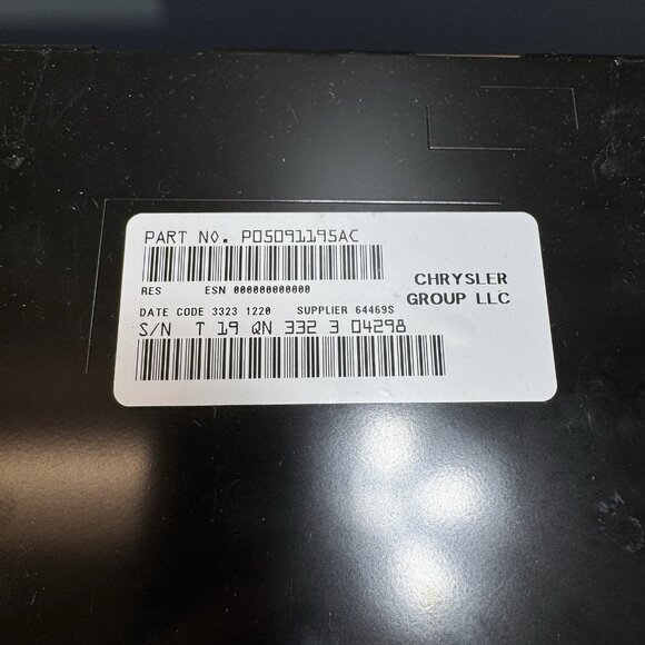 OEM Chrysler AM FM Audio Car Stereo Radio P05091195AC Dodge Jeep MP3 CD - Picture 3 of 7